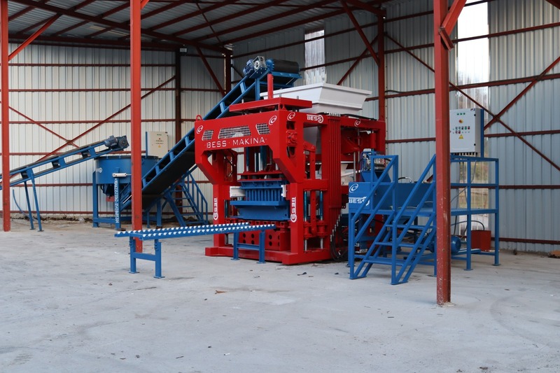 Concrete_Block_Making_Machine_For_Sale_In_Africa.jpg