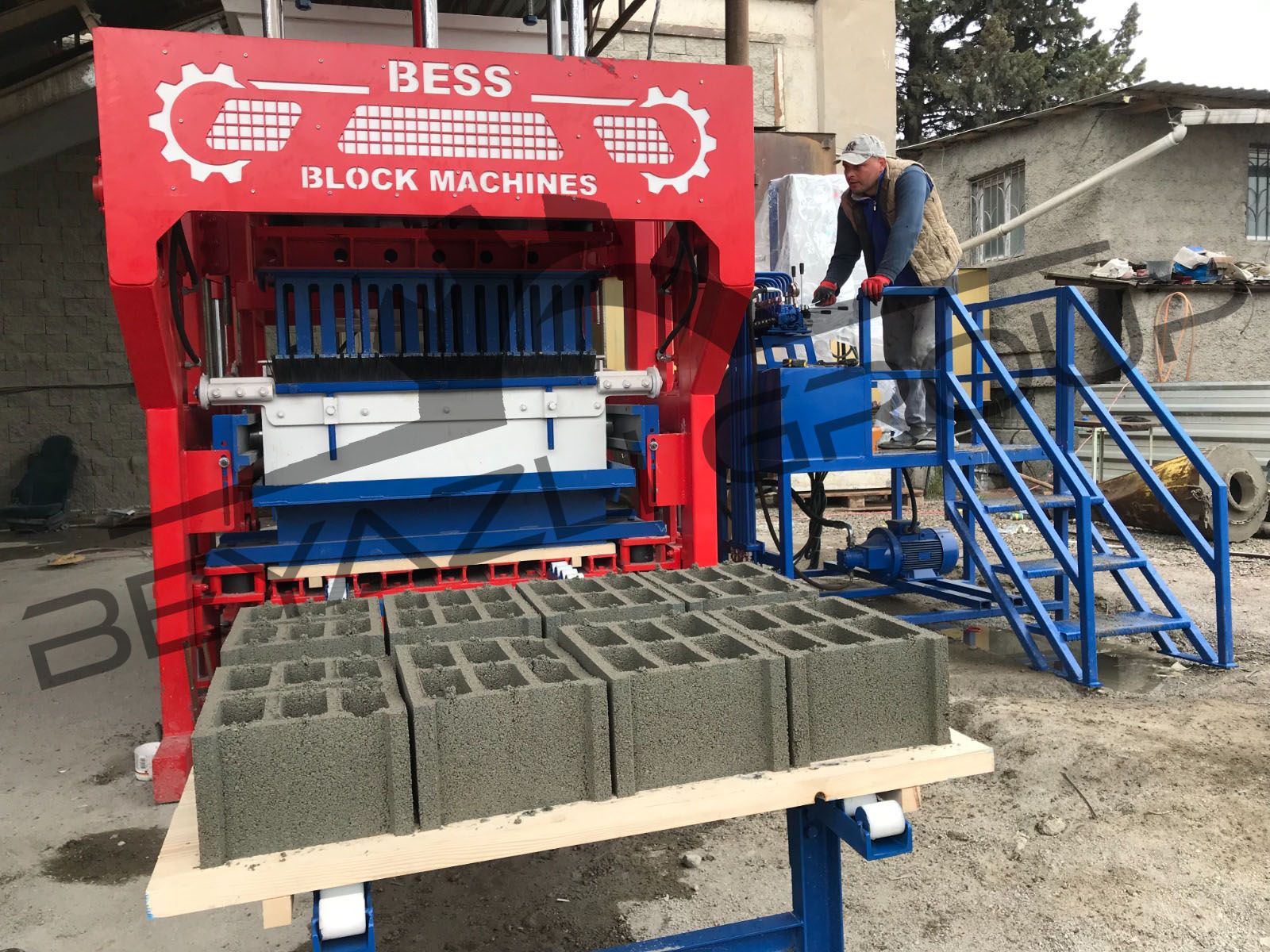 Concrete_Block_Making_Machine_in_Ghana.jpeg