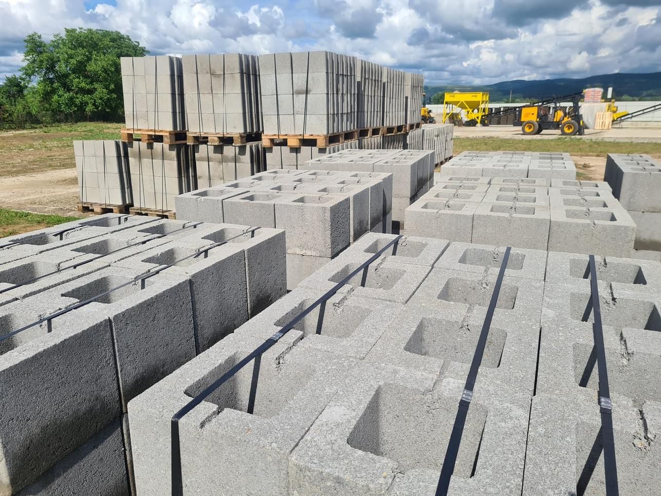 Concrete block manufacturing process - BESS