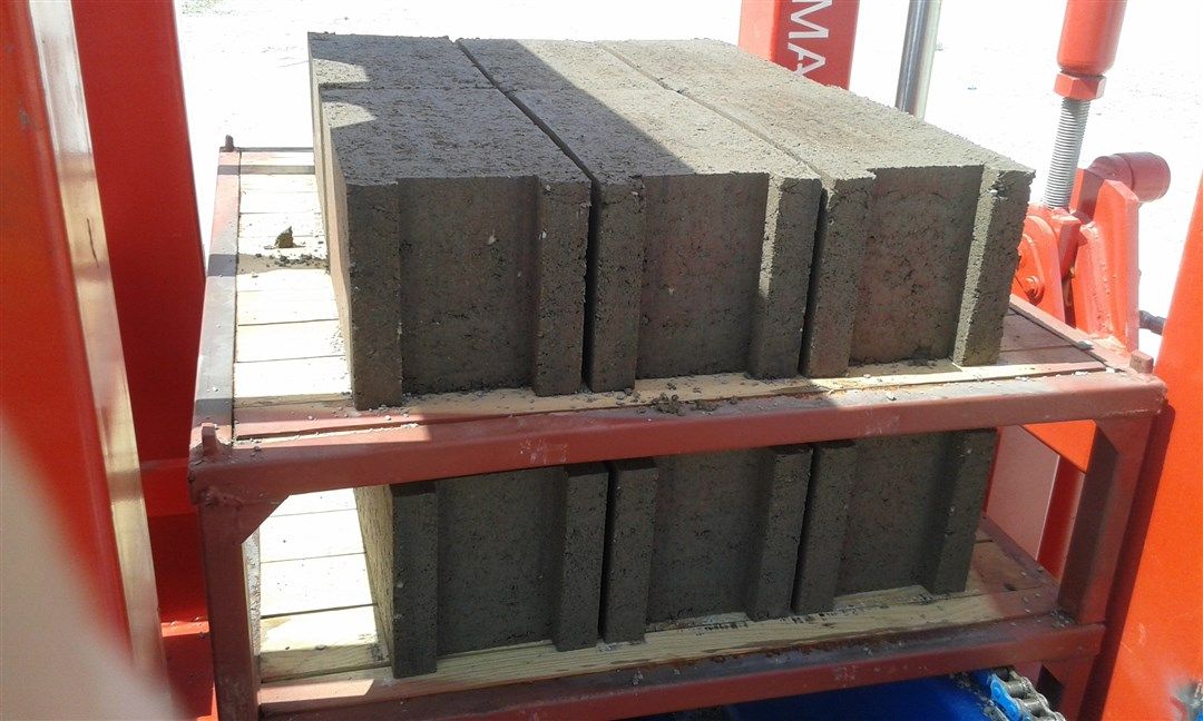 solid_concrete_blocks.jpg